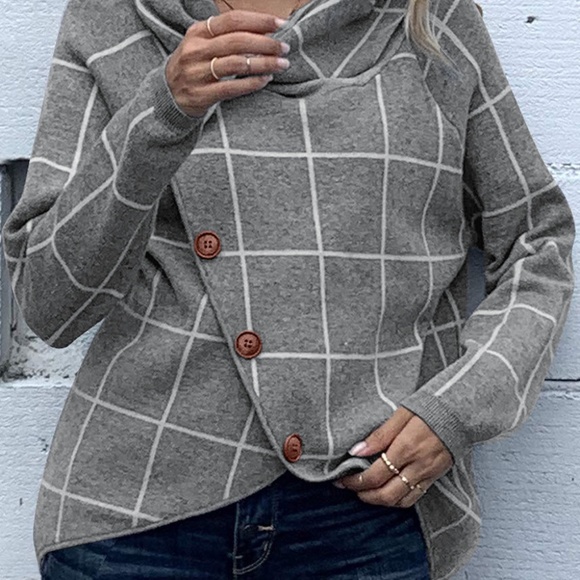Azura Sweaters - HP 💝Gray plaid button wrap turtleneck sweater